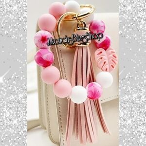 Pink Beaded Wrislet Keychain